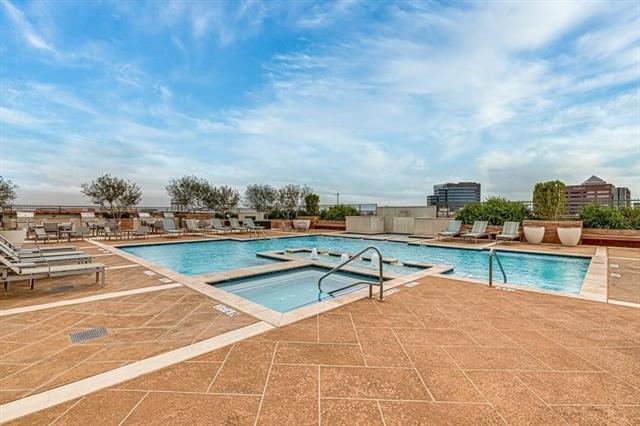 Building Photo - 330 E Las Colinas Blvd