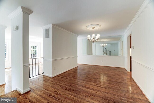 Building Photo - 1412 McLean Mews Ct