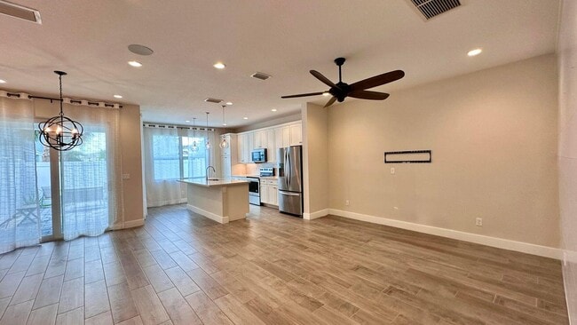Building Photo - 1832 Sandpiper Pointe Pl