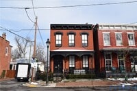 Building Photo - 422 W Clay St