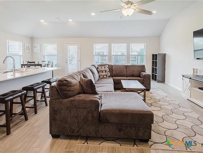 Building Photo - 228 Sage Meadows Dr