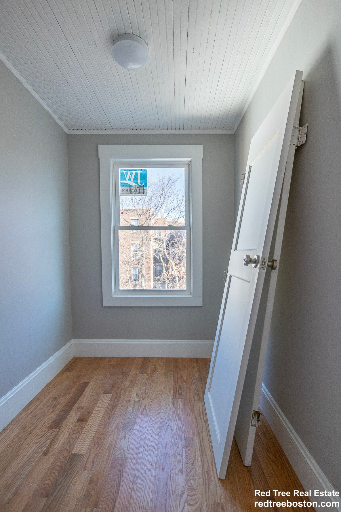 Building Photo - 190 Kelton St