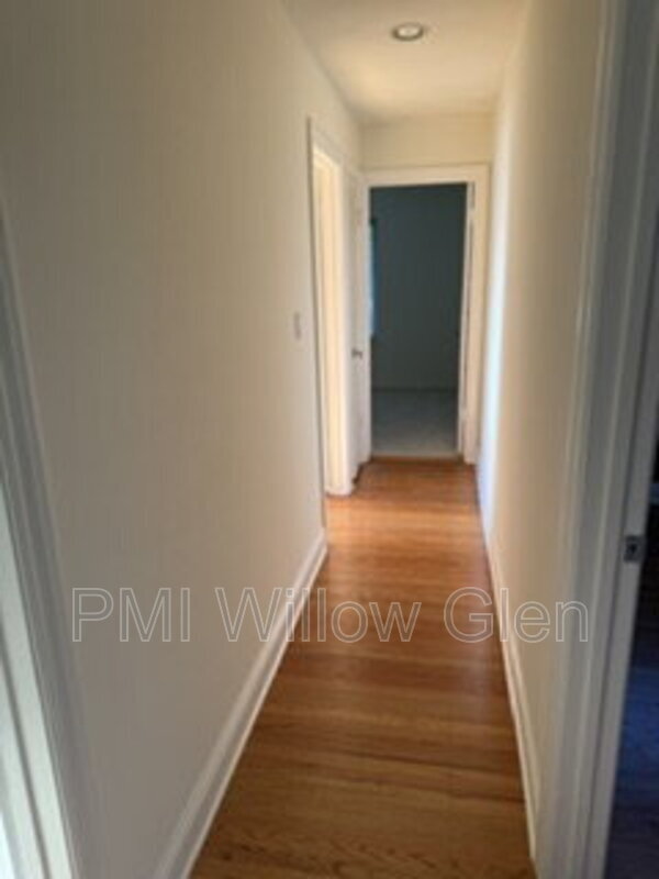 Building Photo - 536 Curie Dr