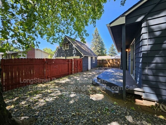 Building Photo - 7209 N McKenna Ave