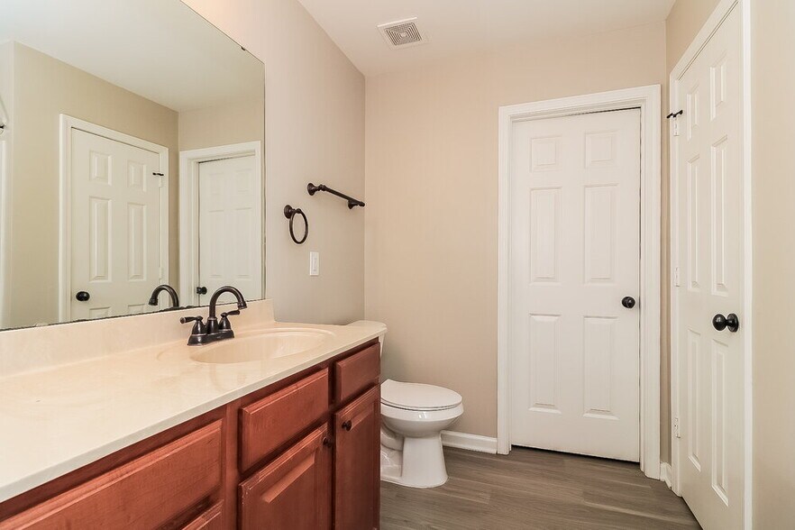 Building Photo - 3104 Cynthiana Ct