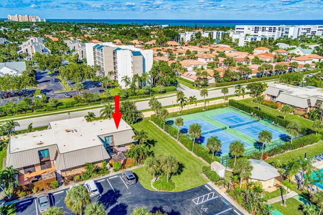 Building Photo - 1420 Ocean Way