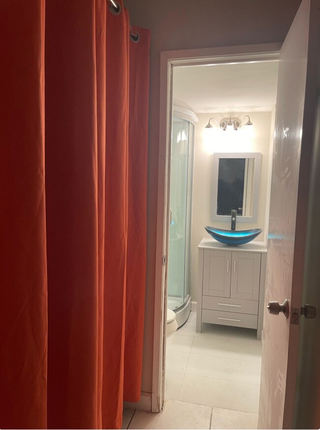 The full bedroom on the first floor - 9195 Fontainebleau Blvd