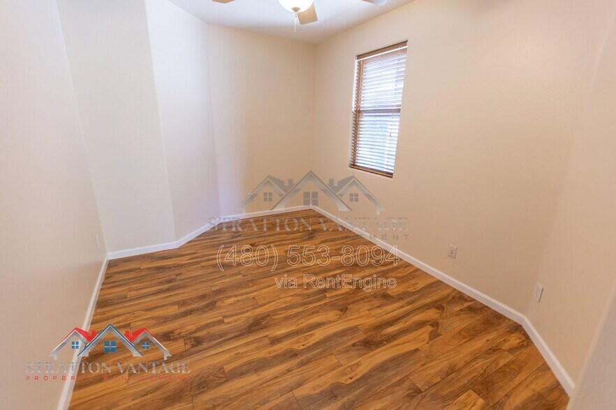 Building Photo - 15272 W Jackson St