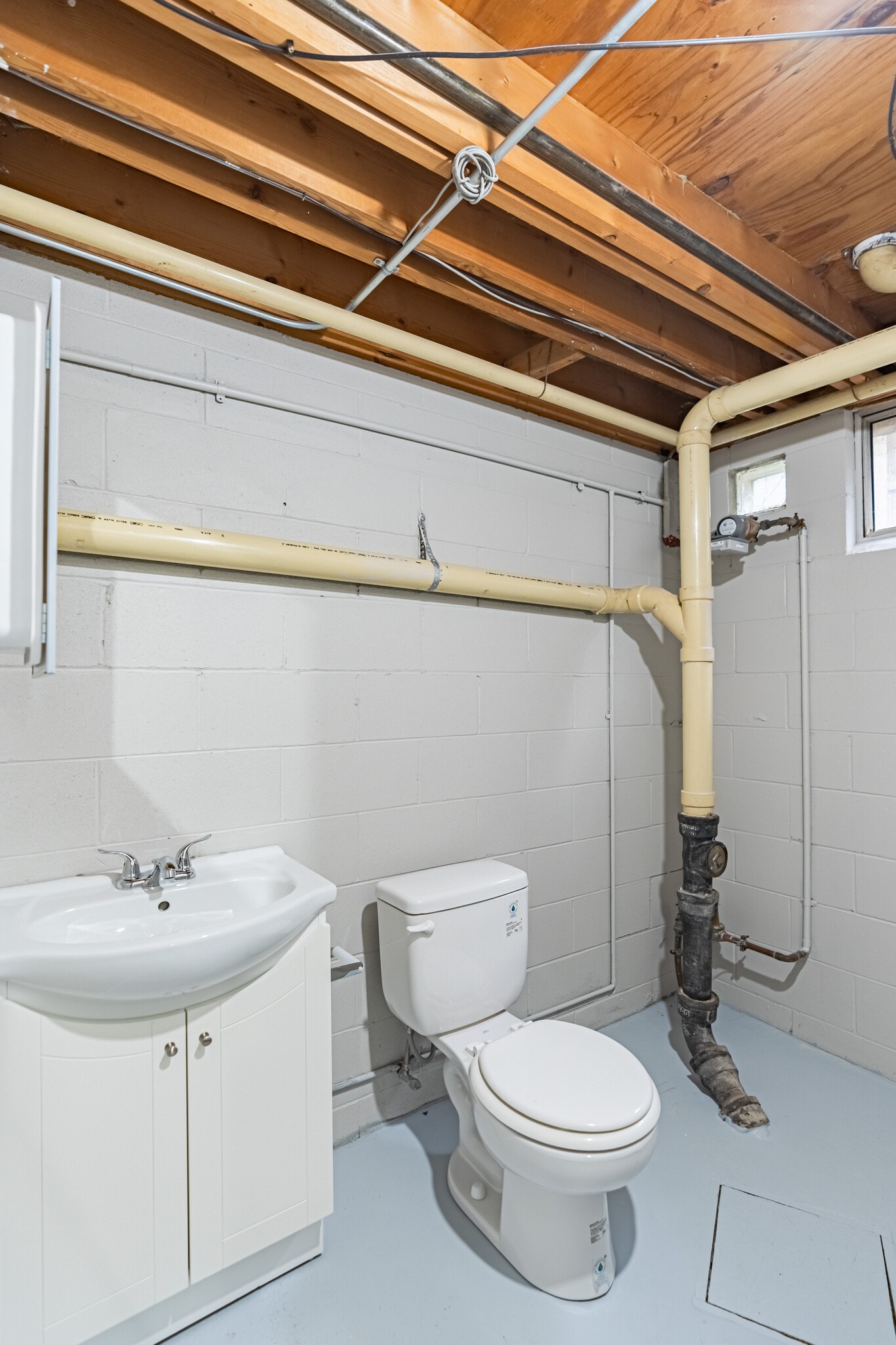 Building Photo - 13103 Lillian St