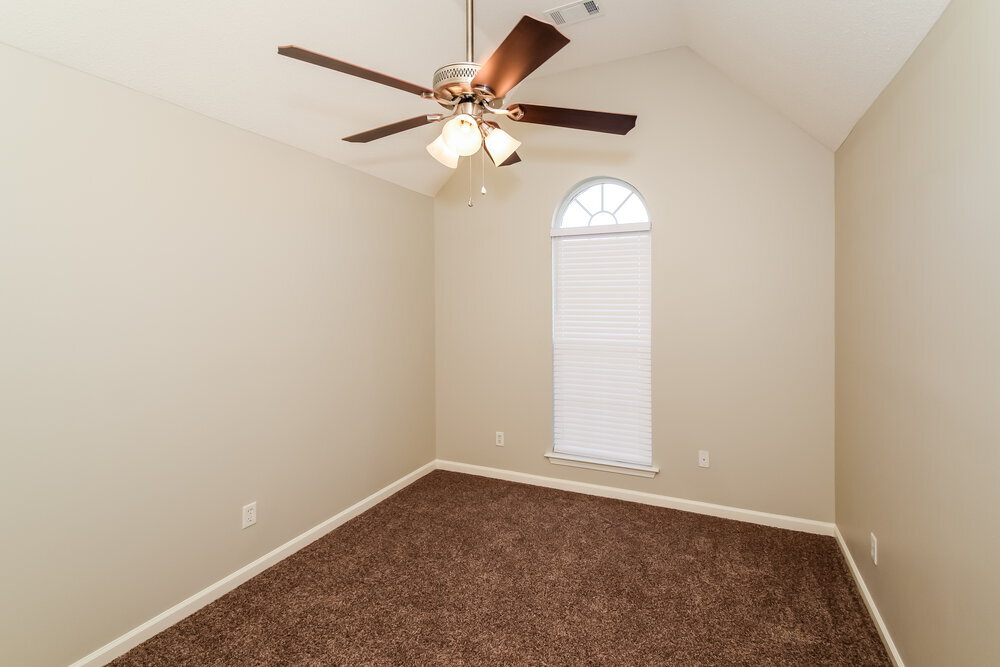 Building Photo - 1303 Chatman Way