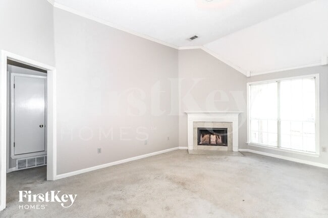 Building Photo - 726 Silver Sands Dr