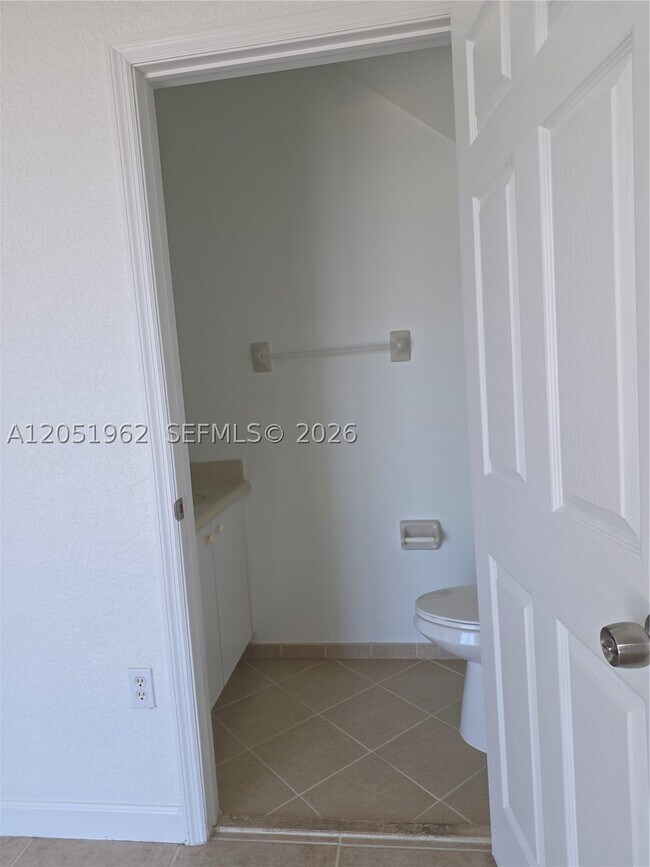 Building Photo - 15255 SW 9th Way