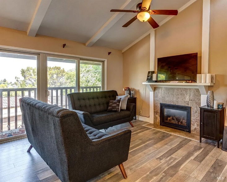 Building Photo - 300 Kathy Ellen Dr