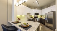 Building Photo - 1-Bed | Montrose Meets Museum District Liv...