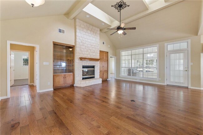 Building Photo - 2550 Co Rd 233