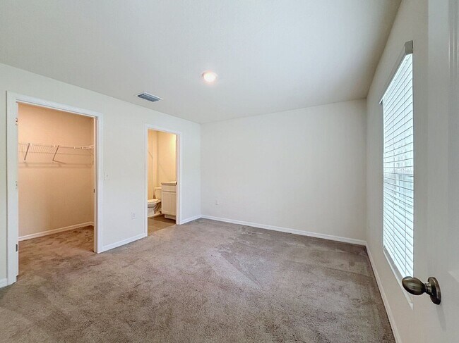 Building Photo - 3210 Suncoast Plains Dr