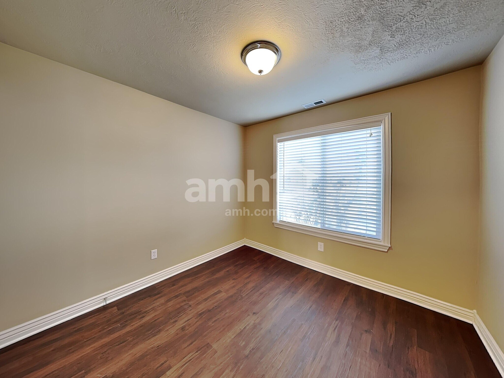 Building Photo - 171 Century Dr