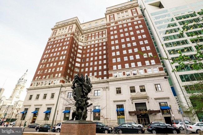 Building Photo - 1600 Arch St