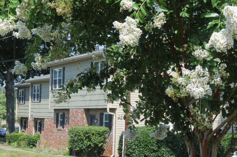 Building Photo - Deane Hill Apartments