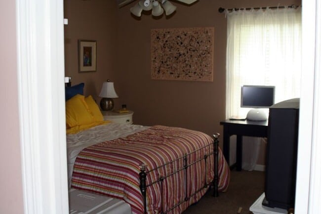 Building Photo - Northpointe - 3 bedroom 2 bath