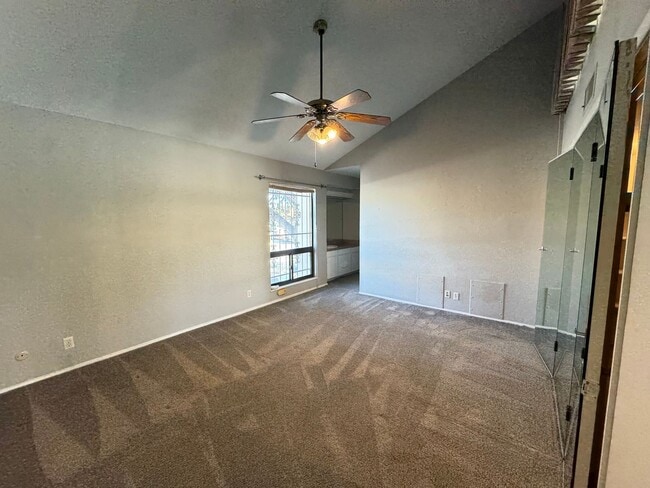 Building Photo - All Utilities Included! Condo in Winrock Villas