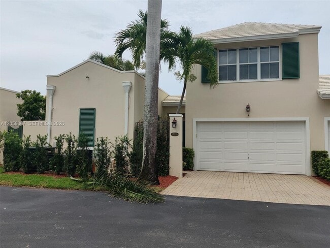 Building Photo - 17276 Bermuda Village Dr