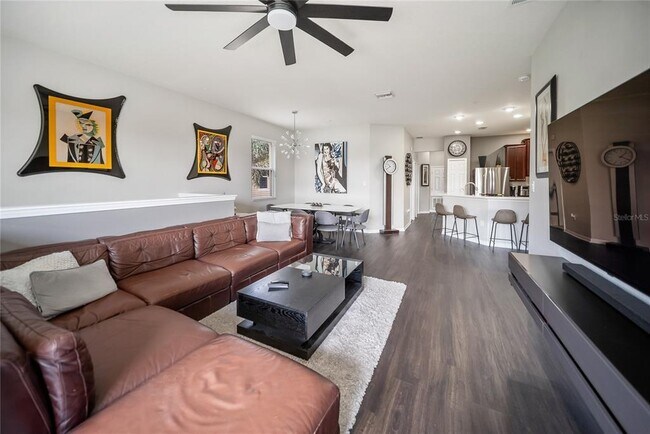 Building Photo - 3760 Parkridge Cir