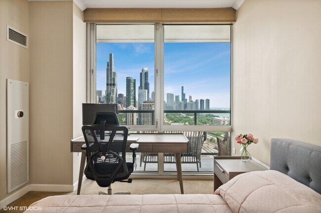 Building Photo - 1629 S Prairie Ave