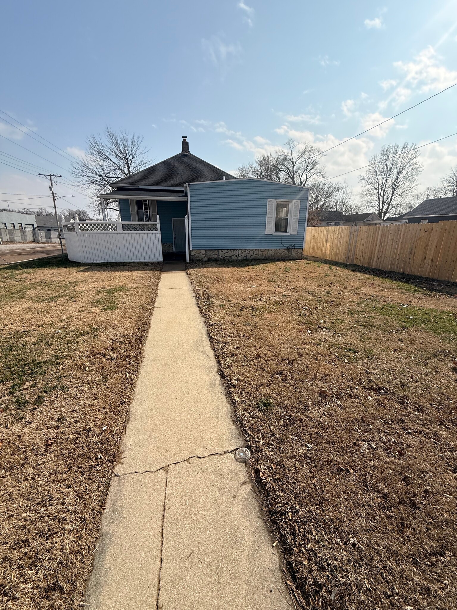 Back yard area - 401 S 22nd St