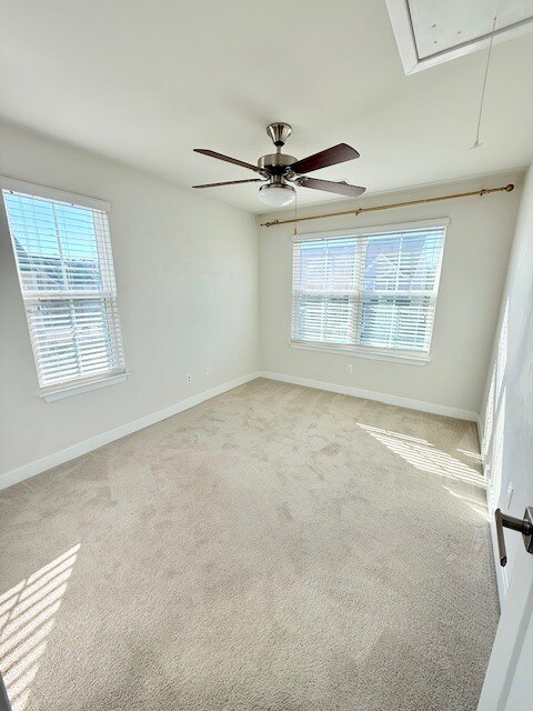 Building Photo - 208 Clearwood Dr