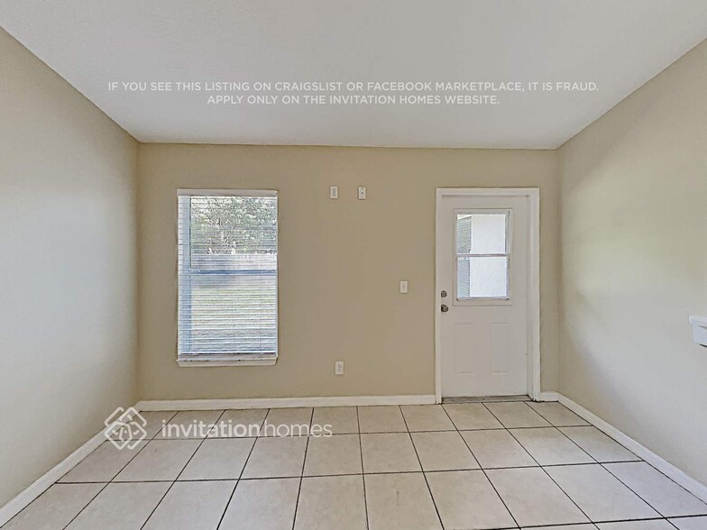 Building Photo - 2436 Delbarton Ave