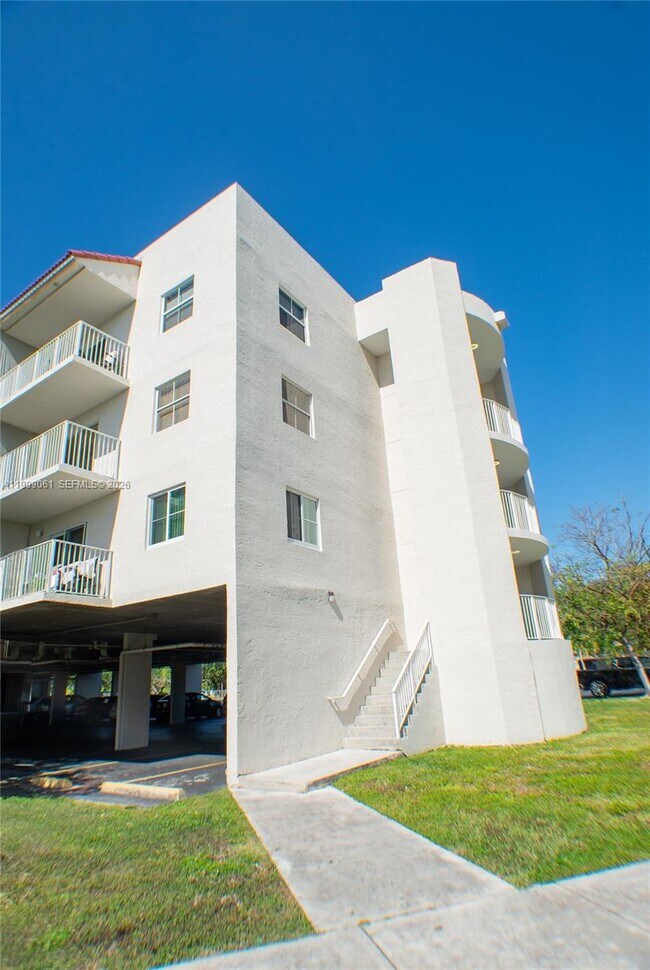 Building Photo - 8260 SW 210th St