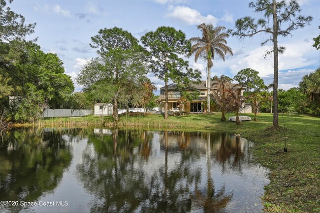 Building Photo - 2300 Duncil Ln