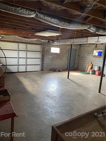Building Photo - 438 Bluefield Rd