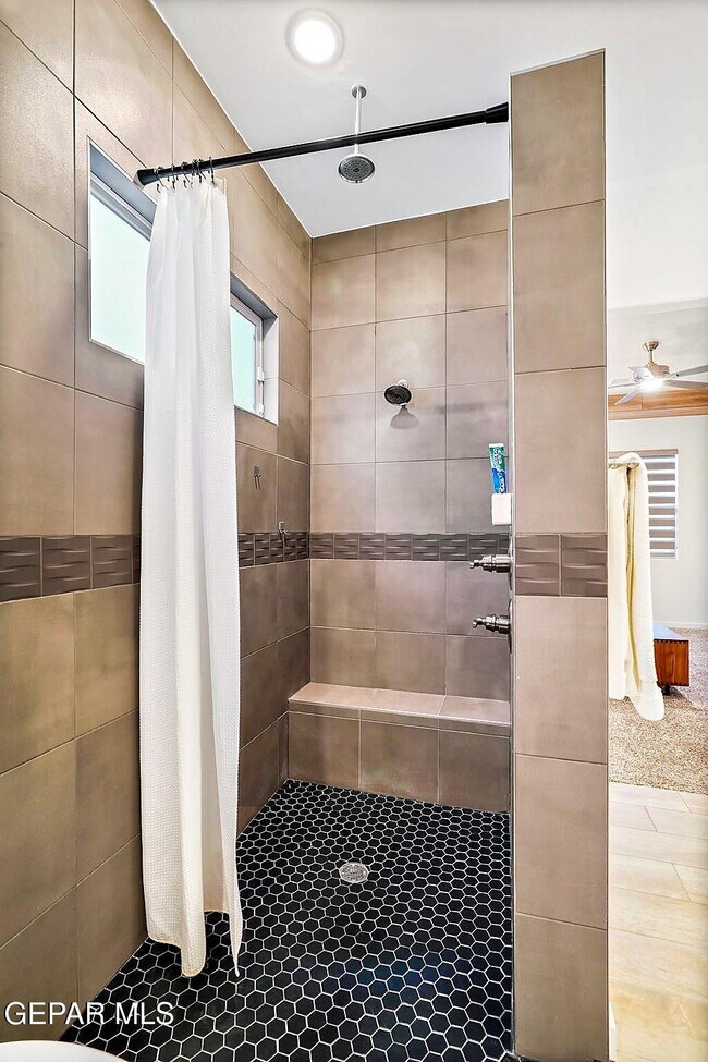 Building Photo - 2300 Tierra Zaria