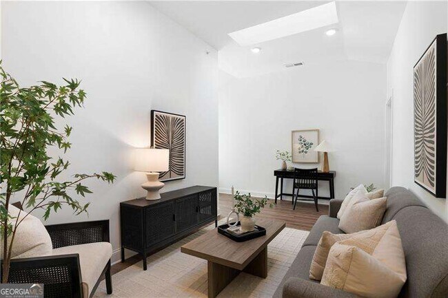 Building Photo - 308 Chardonnay Wy