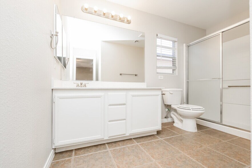 Building Photo - 6725 Druid Hills St