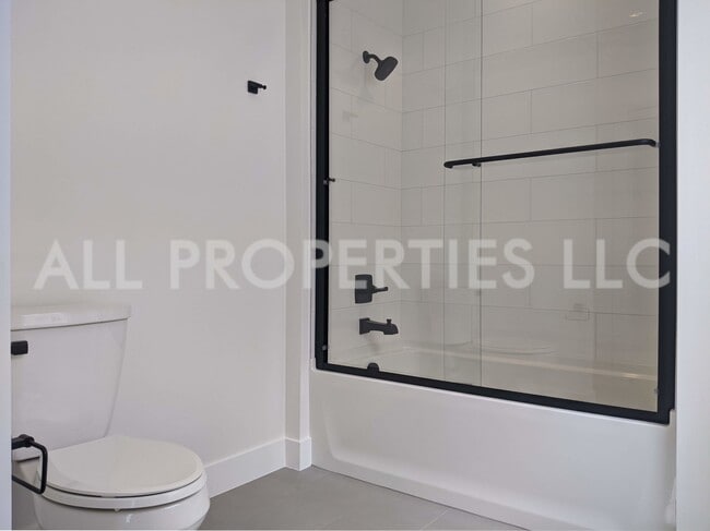 Building Photo - 8048 W 52nd Ln