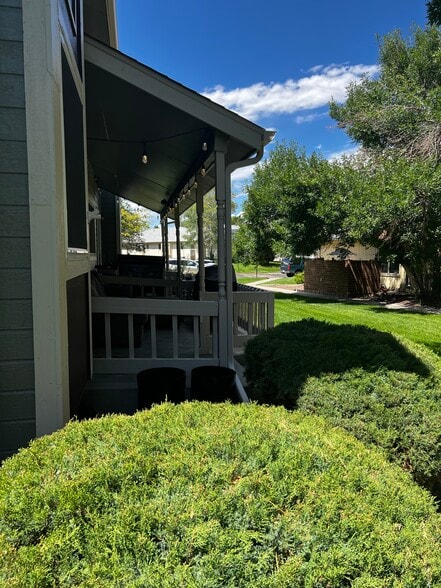 Building Photo - 10156 Quivas St