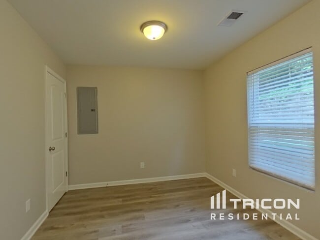 Building Photo - 171 Tybo Dr