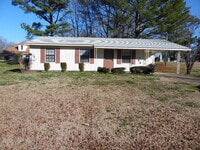 Building Photo - Great Martin Mid-town Location!