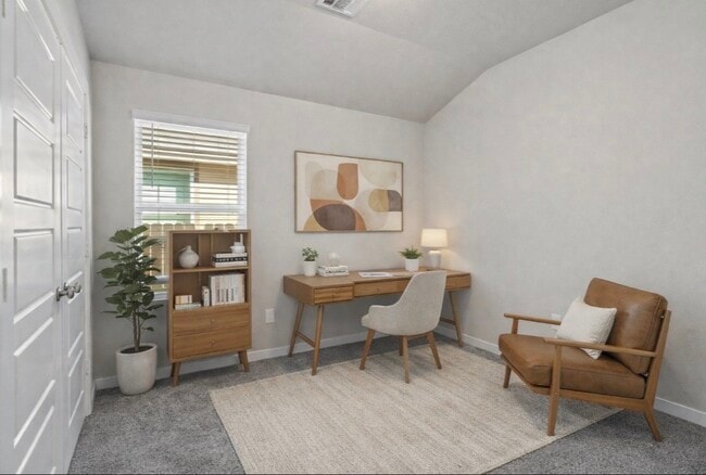 Building Photo - 2014 Darlington Oak Dr