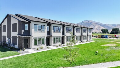 Building Photo - NT 3410