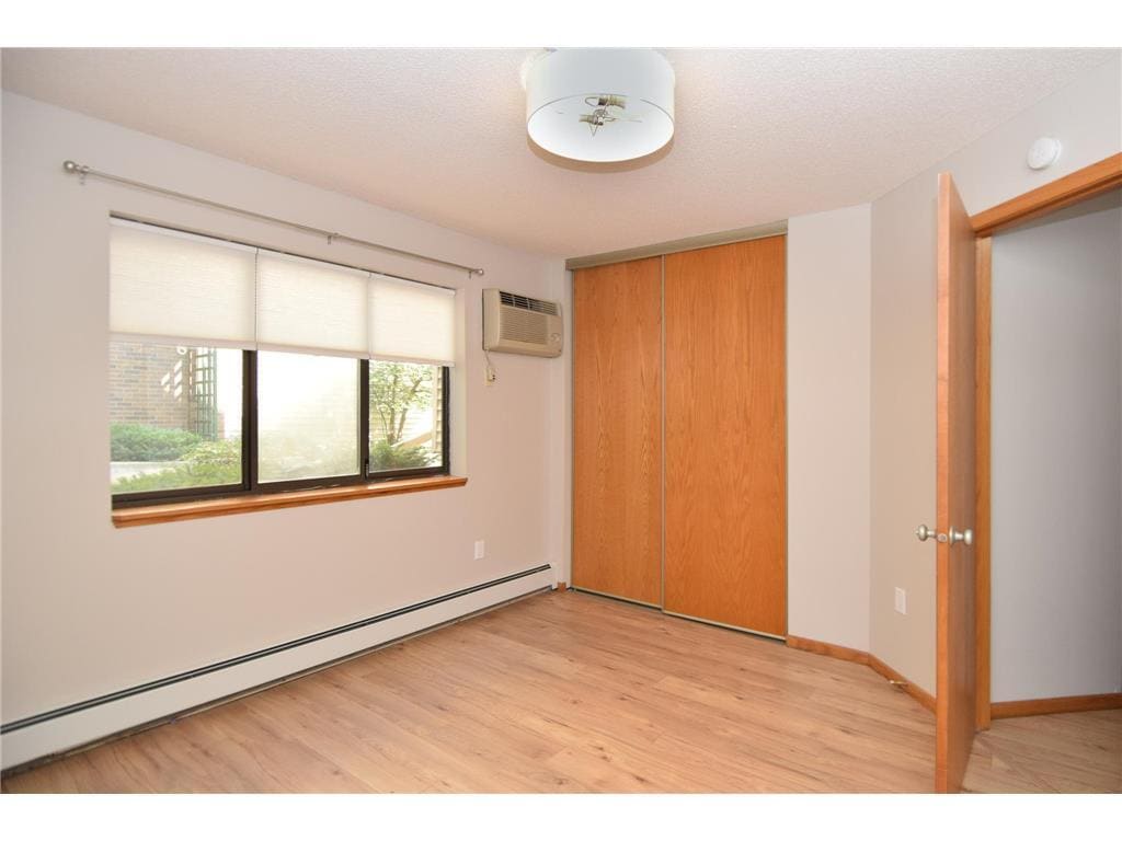 Building Photo - 7635 Edinborough Way