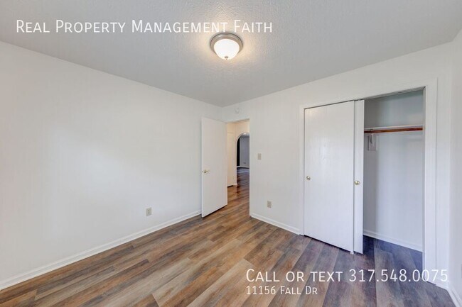 Building Photo - 11156 Fall Dr