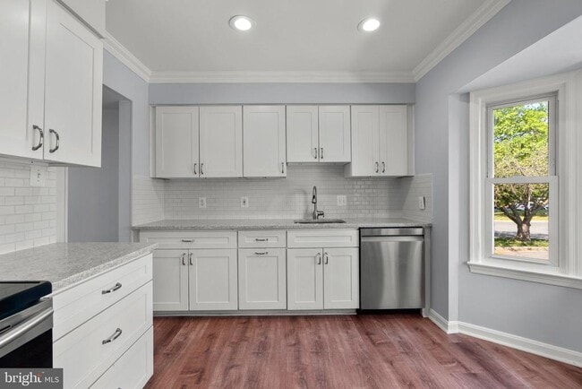 Building Photo - 9130 Bobwhite Cir