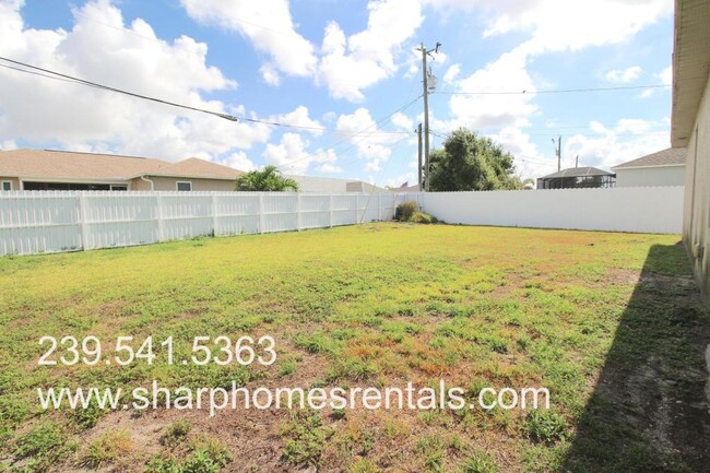 Building Photo - 709 SW 25th Ln