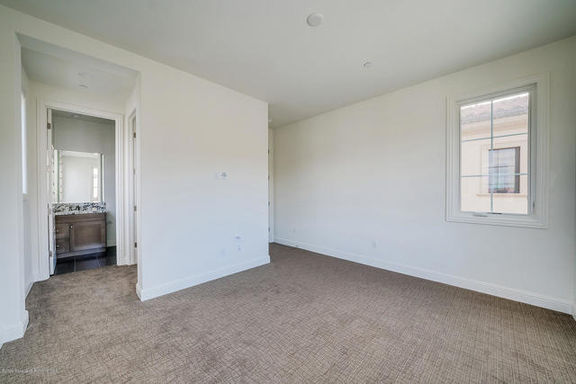 Building Photo - 20156 Cromwell Way