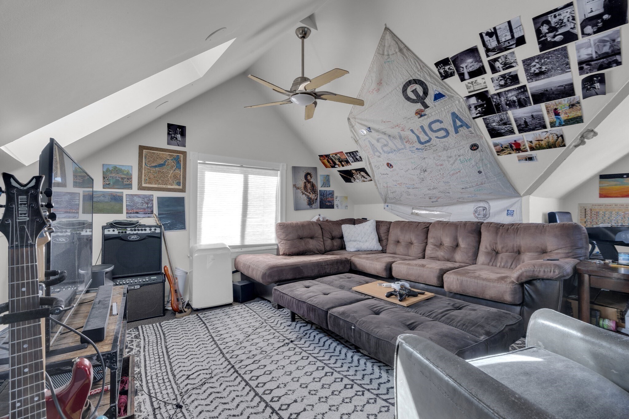 Building Photo - 5 Sachem St