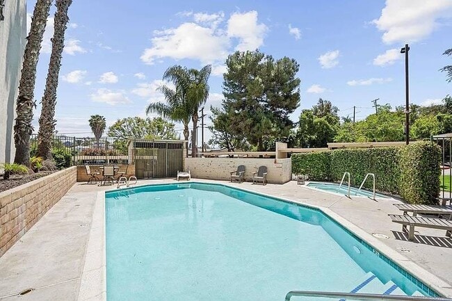 Building Photo - 5885 El Cajon Blvd